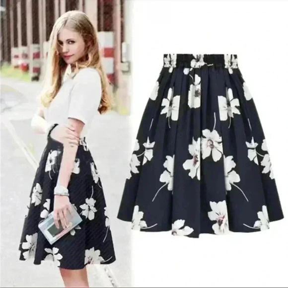 BNWOT Korean Style Cute Flower Printed Knee-Length Chiffon Skirt size Xs/S - Picture 1 of 5